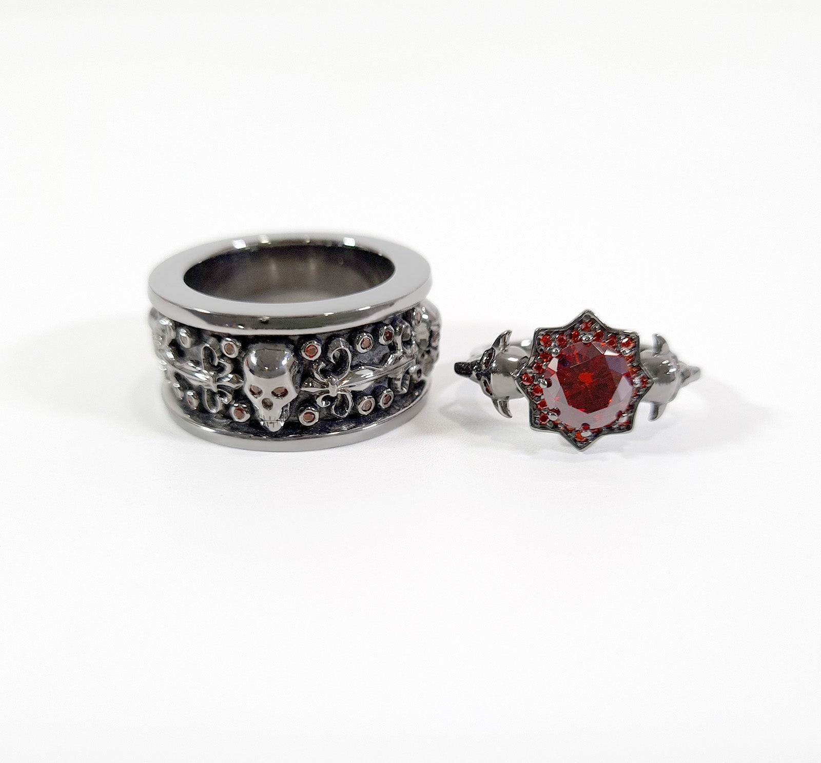 Vampire Couple Skull Ring Set