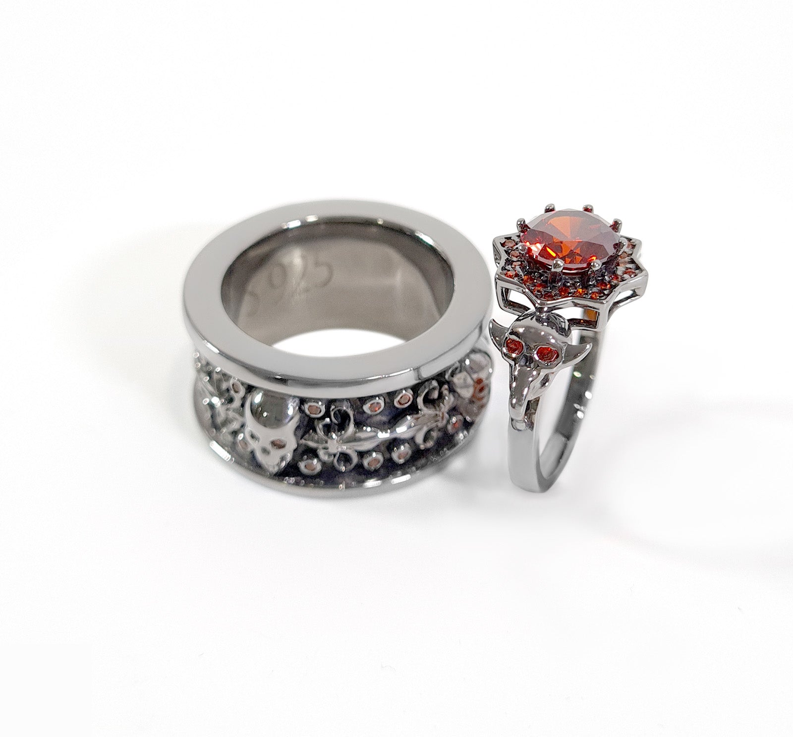 Vampire Couple Skull Ring Set