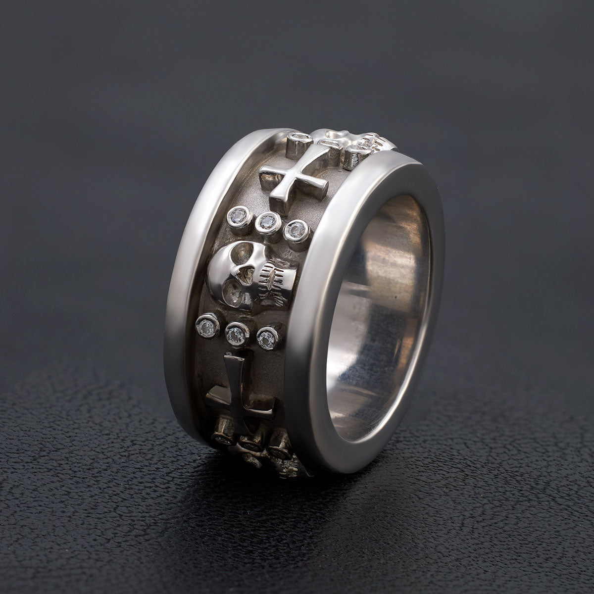 Silver Skull Wedding Band For Men