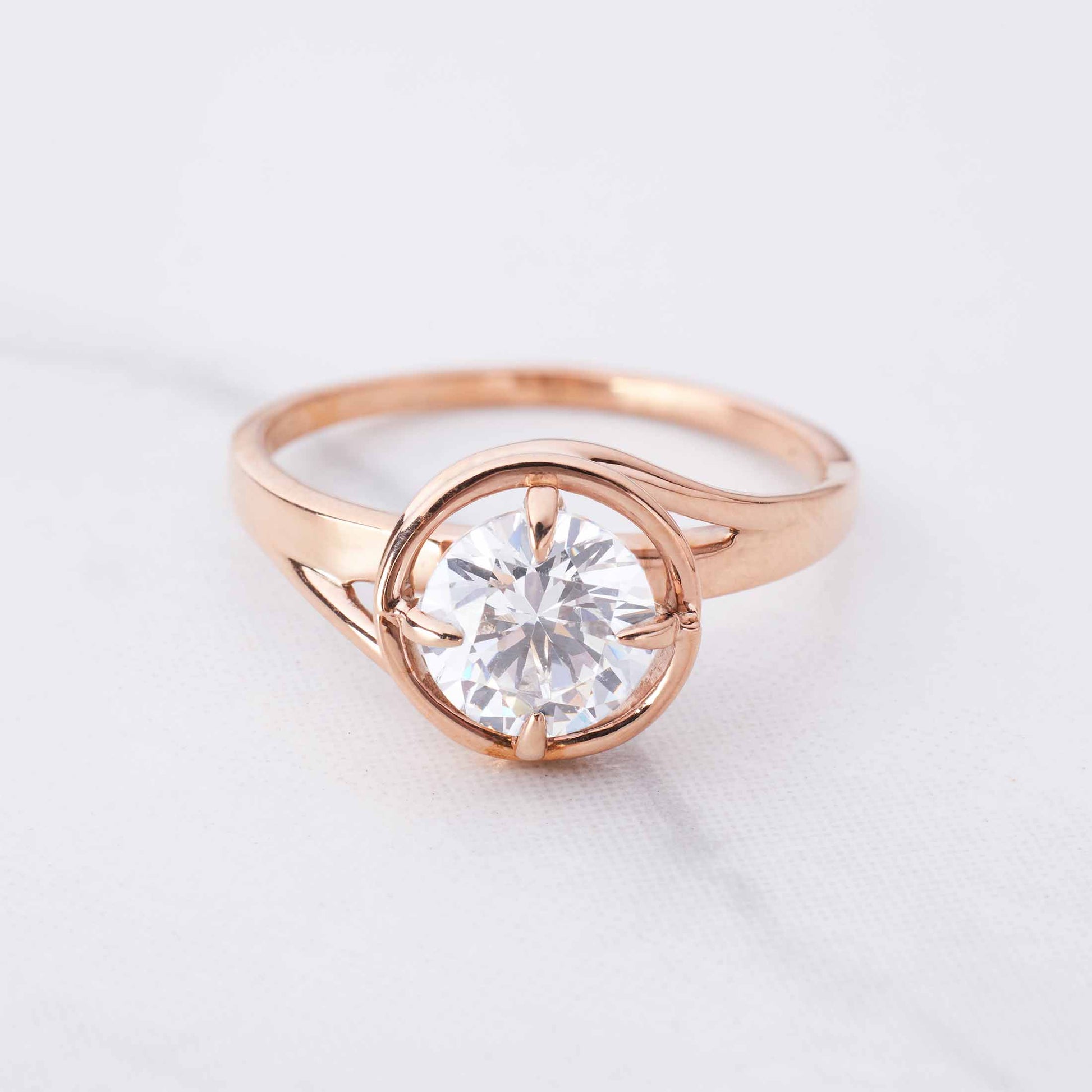 Solitaire Moissanite Diamond Ring for Women Rose Gold Engagement Rings Promise Wedding Anniversary