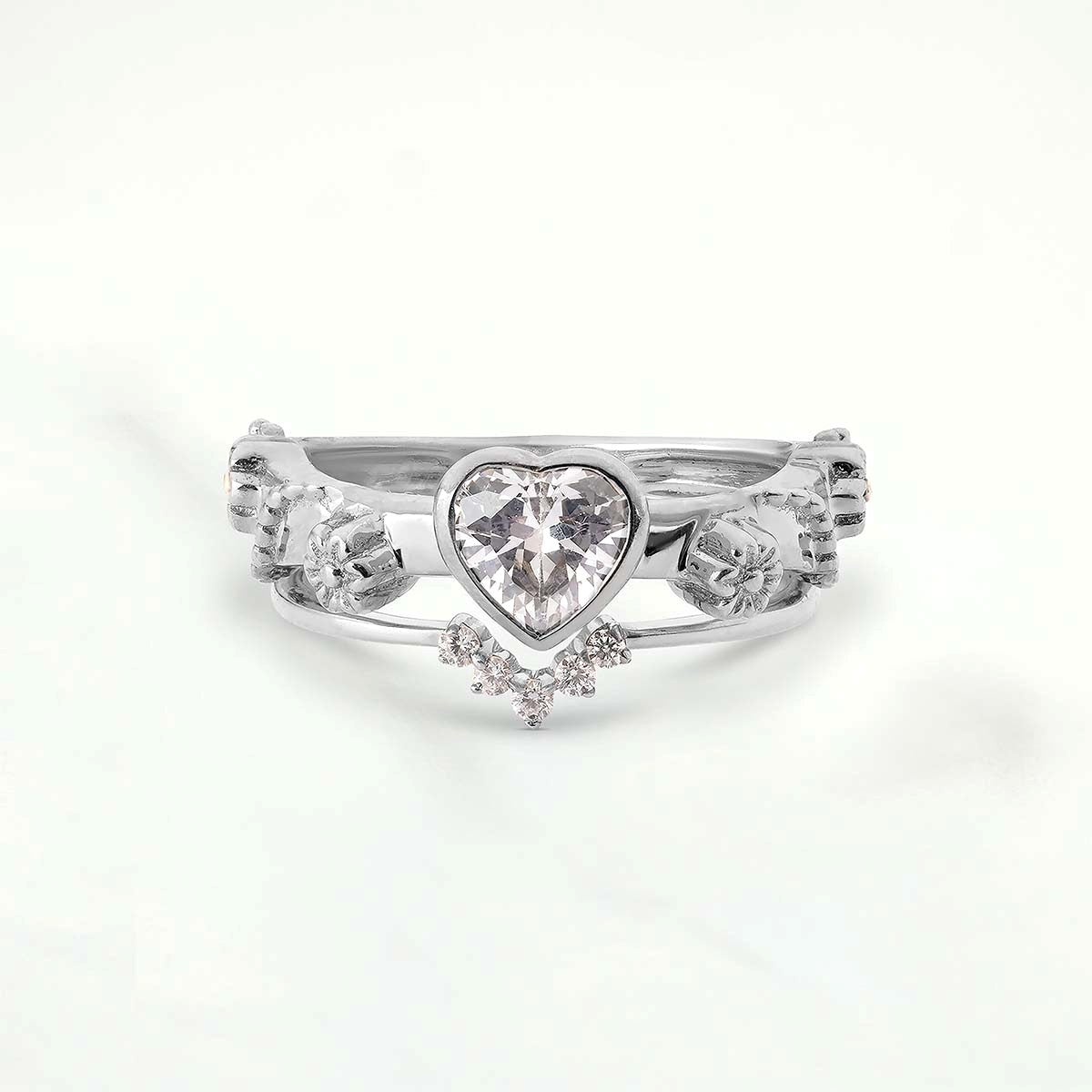 Heart Moissanite Engagement Ring Set Floral Bridal Rings