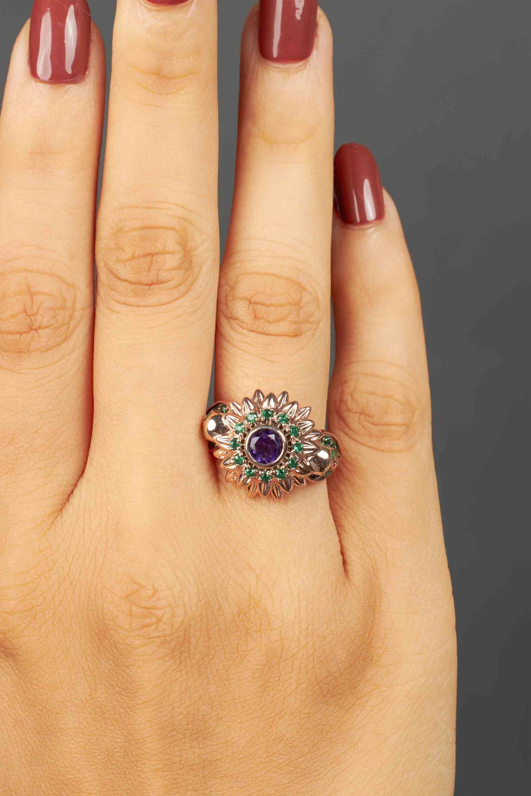 Skull and Flower Engagement Ring Rose Gold Gothic Wedding Rings Natural Purple Amethyst Green Emerald Gemstone