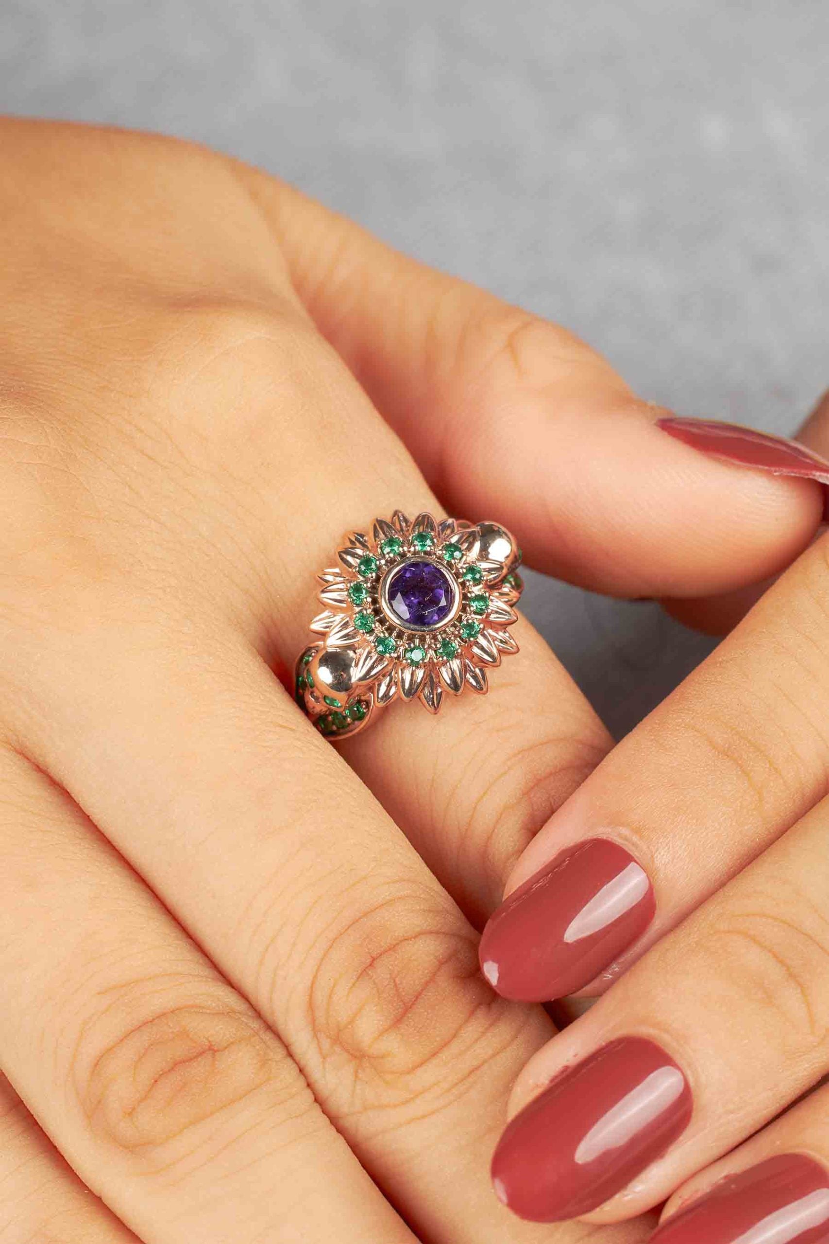 Skull and Flower Engagement Ring Rose Gold Gothic Wedding Rings Natural Purple Amethyst Green Emerald Gemstone
