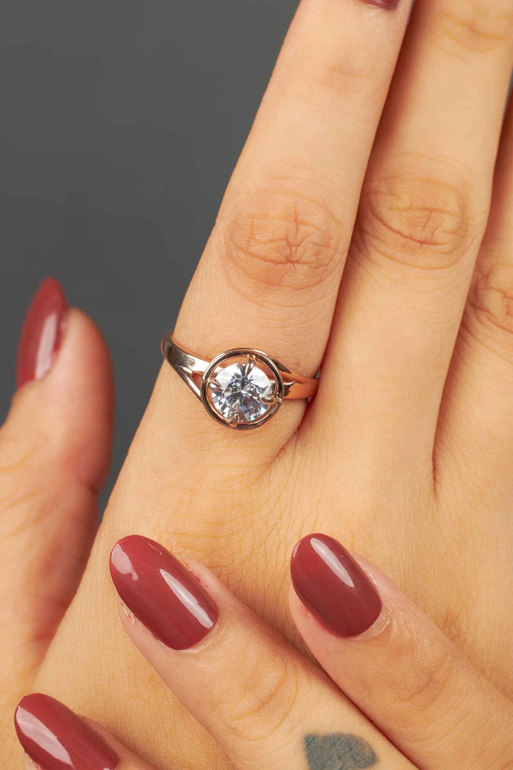 Solitaire Moissanite Diamond Ring for Women Rose Gold Engagement Rings Promise Wedding Anniversary