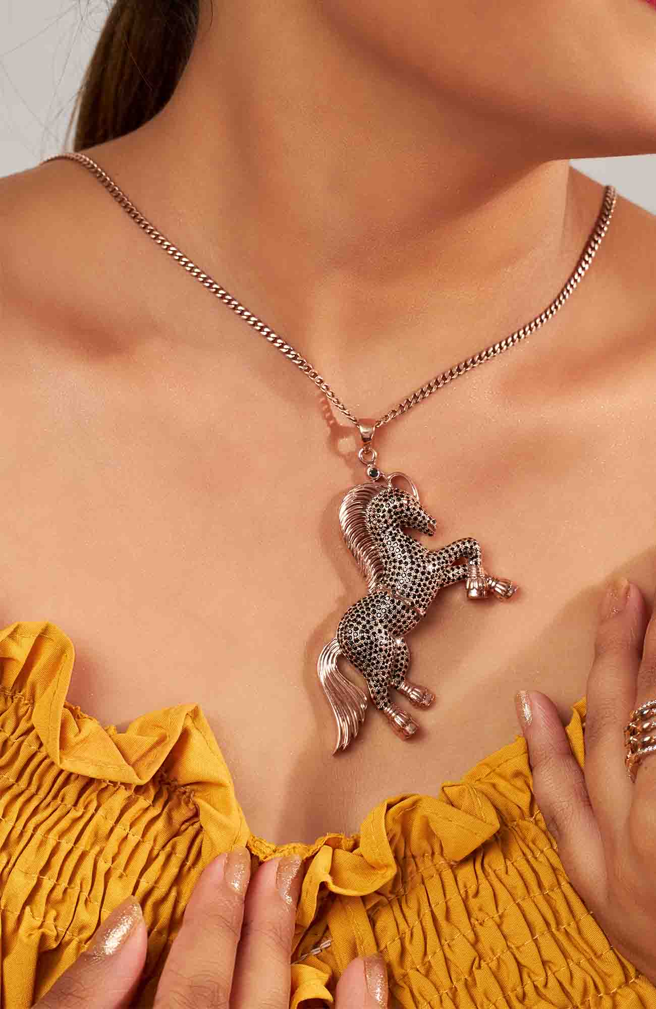 Hip Hop Horse Pendant Necklace With Chain Animal Jewelry
