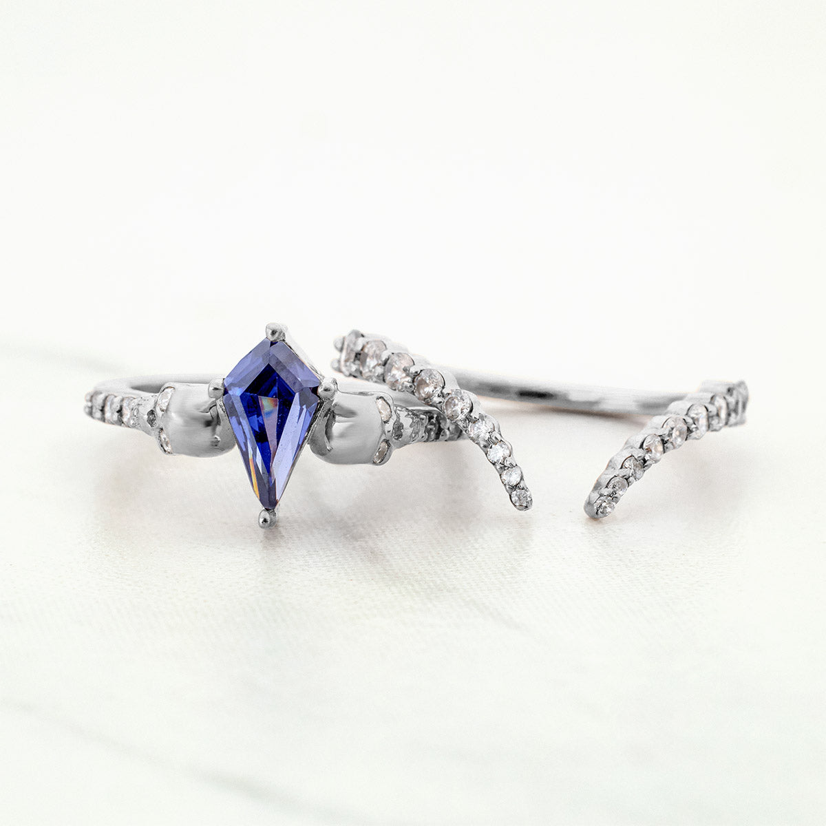 Kite Cut Blue Titanic Skull Ring Set Gothic Bridal Wedding Rings