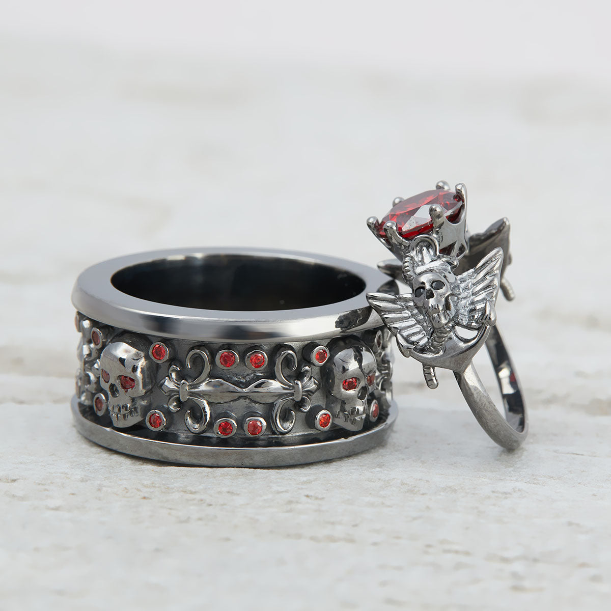 Gothic Wedding Ring Set Couple