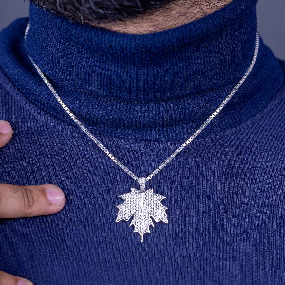 Maple Leaf Necklace Hip Hop Iced Out Pendant Autumn Jewelry