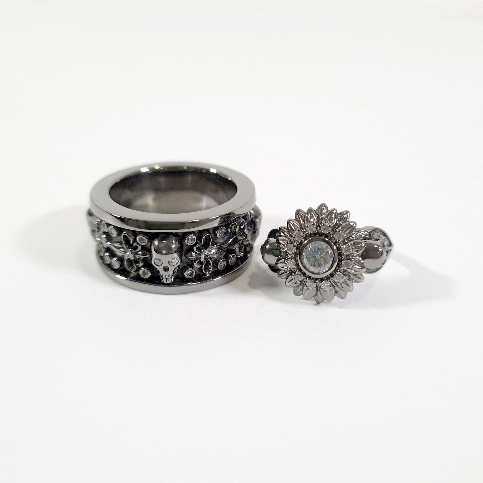 1.30tcw Diamond Flower Skull Couple Rings