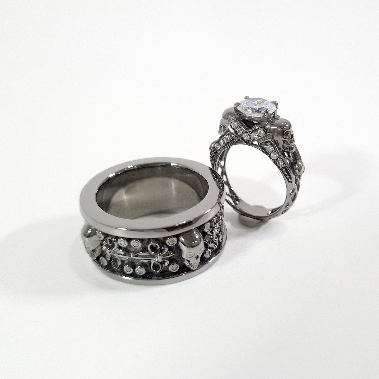 2.75TCW Diamond Skull Ring Set