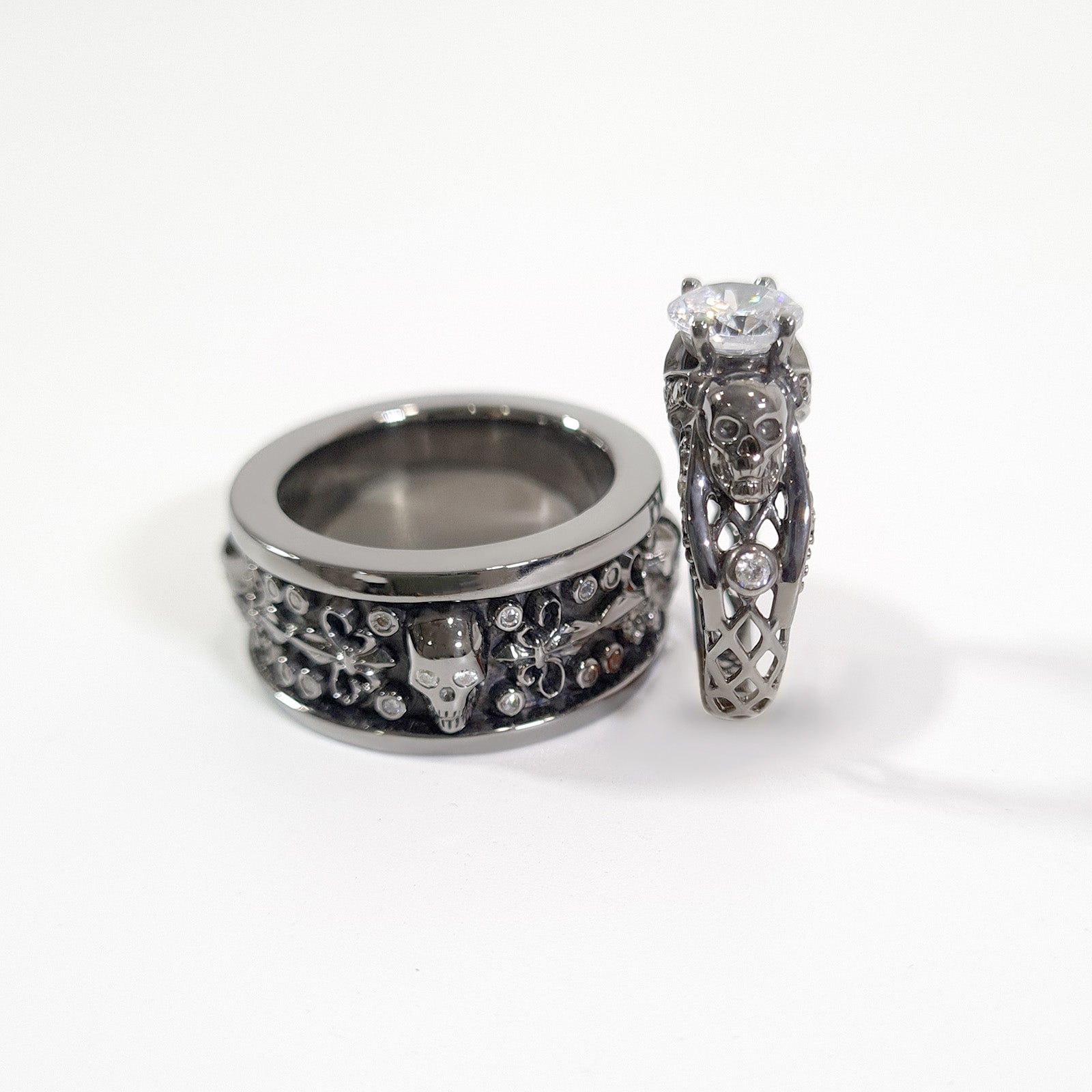 2.75TCW Diamond Skull Ring Set