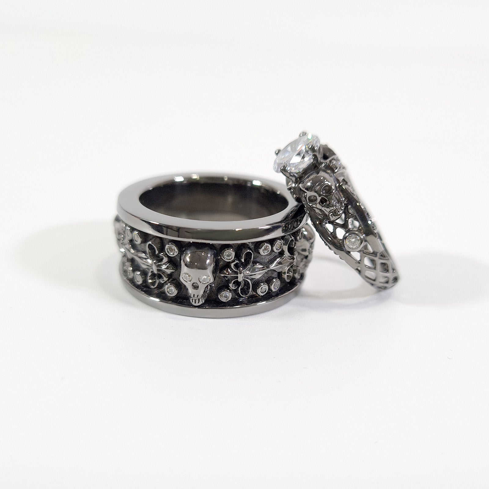2.75TCW Diamond Skull Ring Set