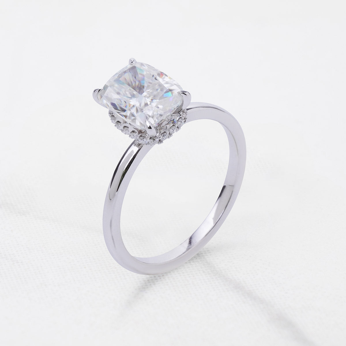 long-cushion-cut-solitaire-diamond-hidden-halo-bridal-ring-set