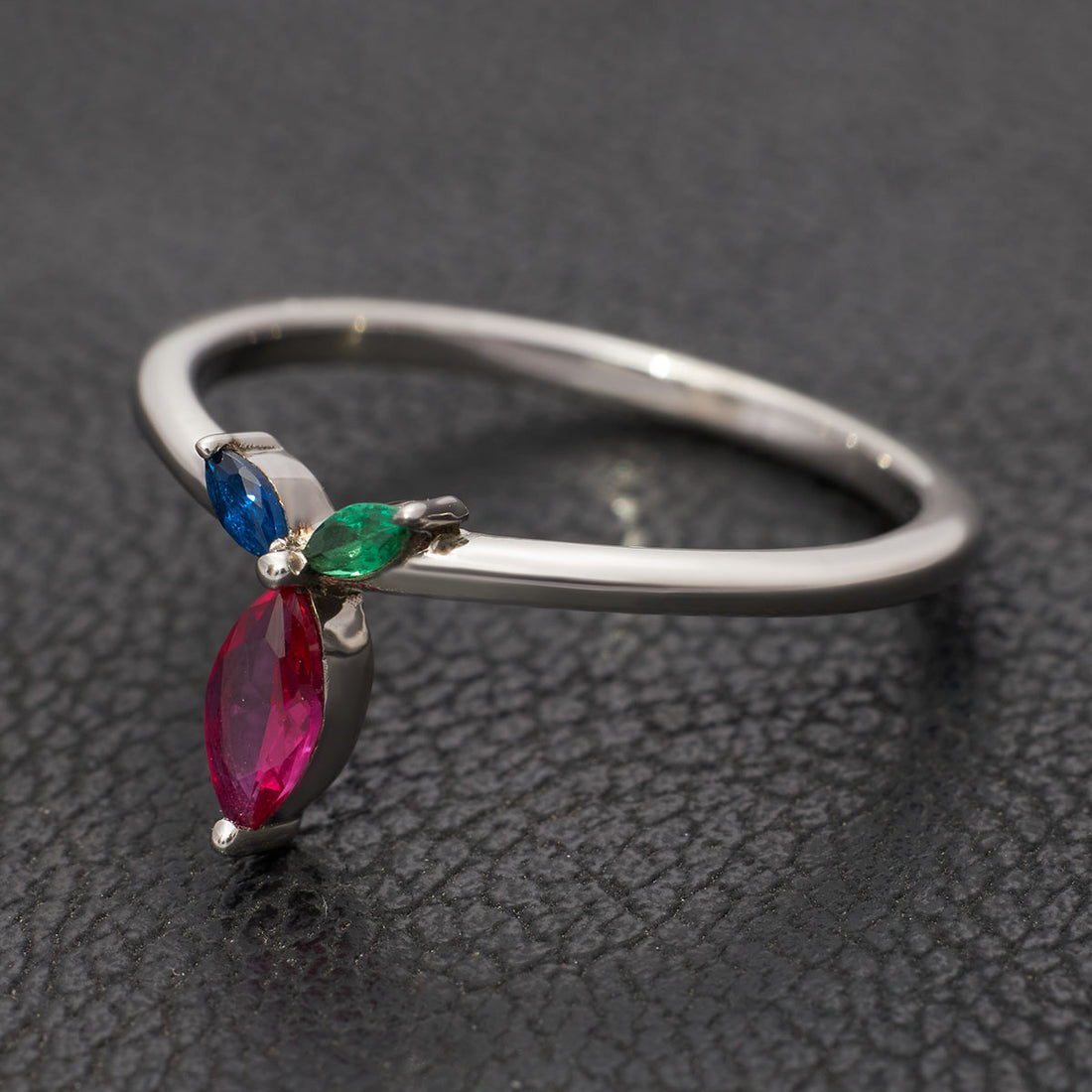 Custom Birthstones Mothers Ring