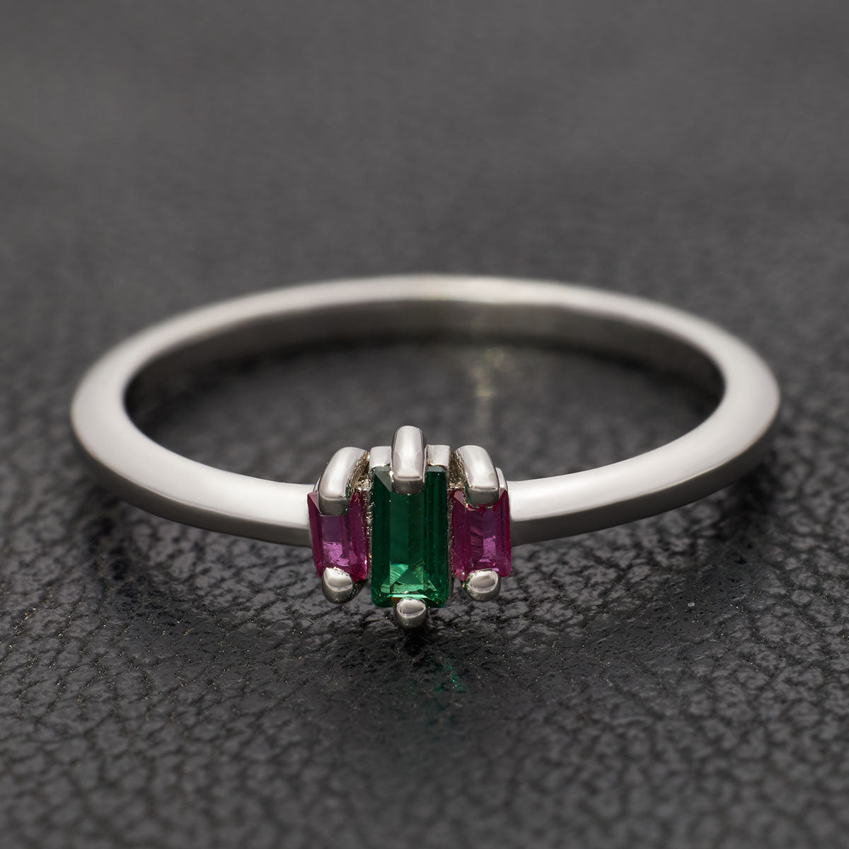 Baguette Stone Mothers Ring
