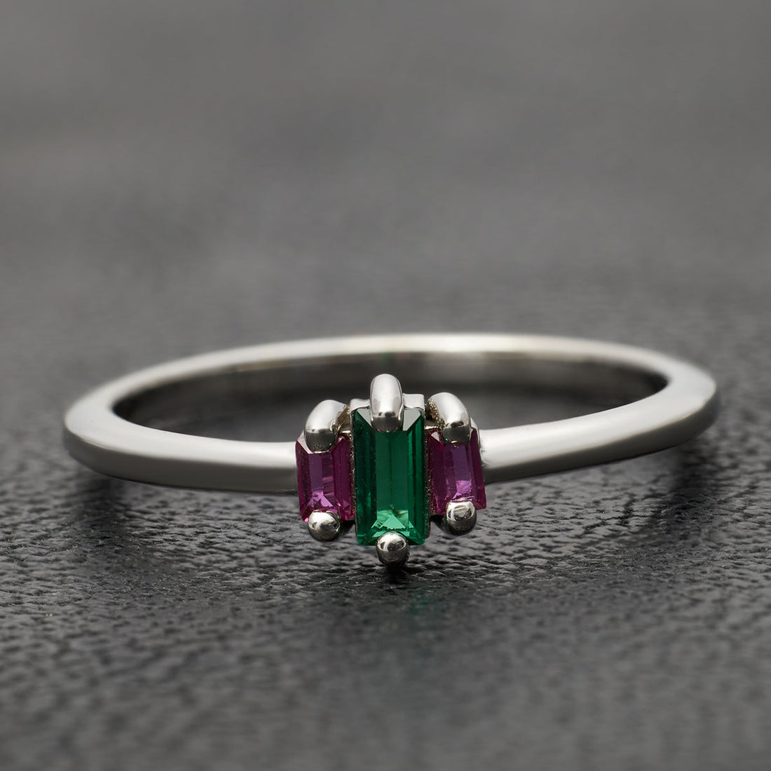 Baguette Stone Mothers Ring