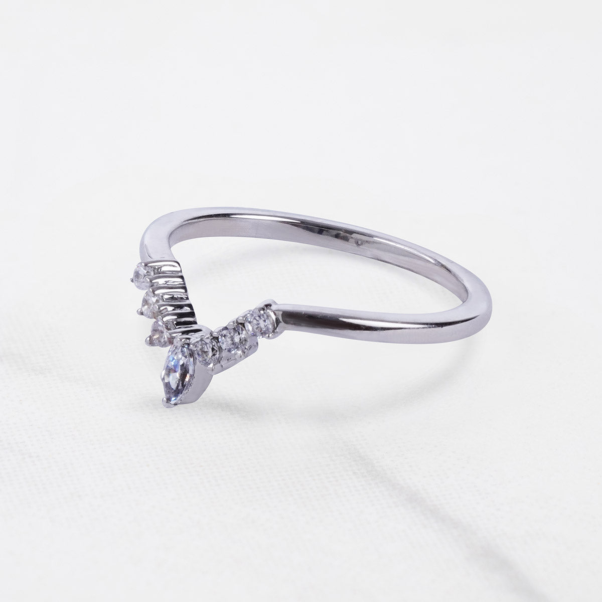 long-cushion-cut-solitaire-diamond-hidden-halo-bridal-ring-set