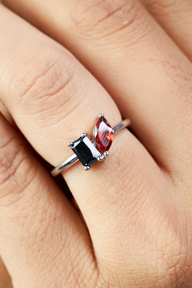 Toi Et Moi Engagement Rings