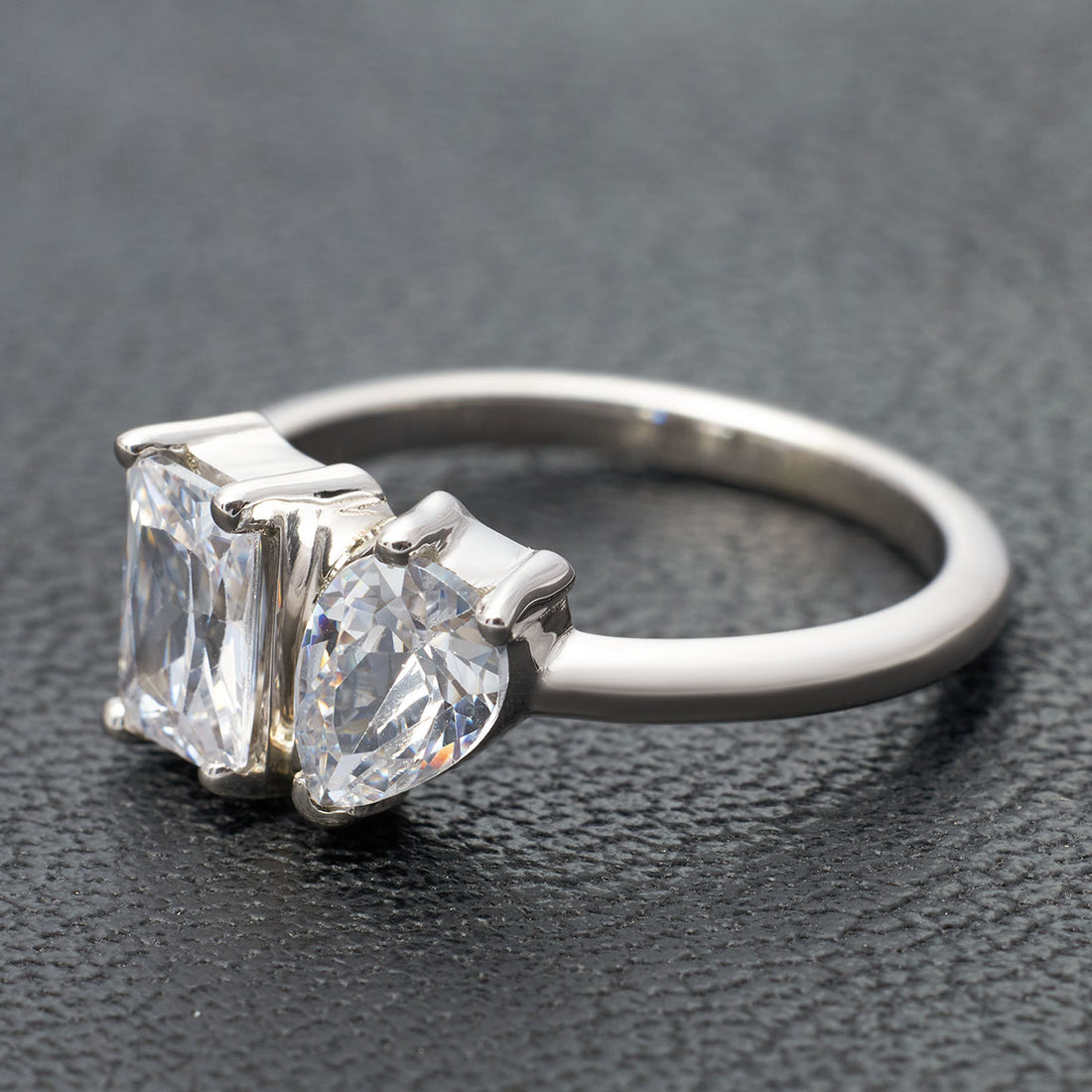 Diamond Toi Et Moi Engagement Ring