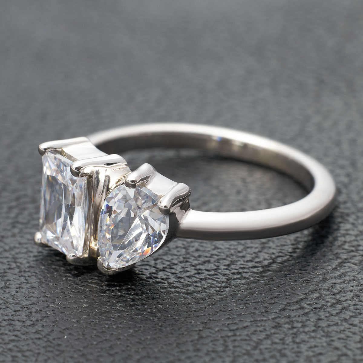 Diamond Toi Et Moi Engagement Ring