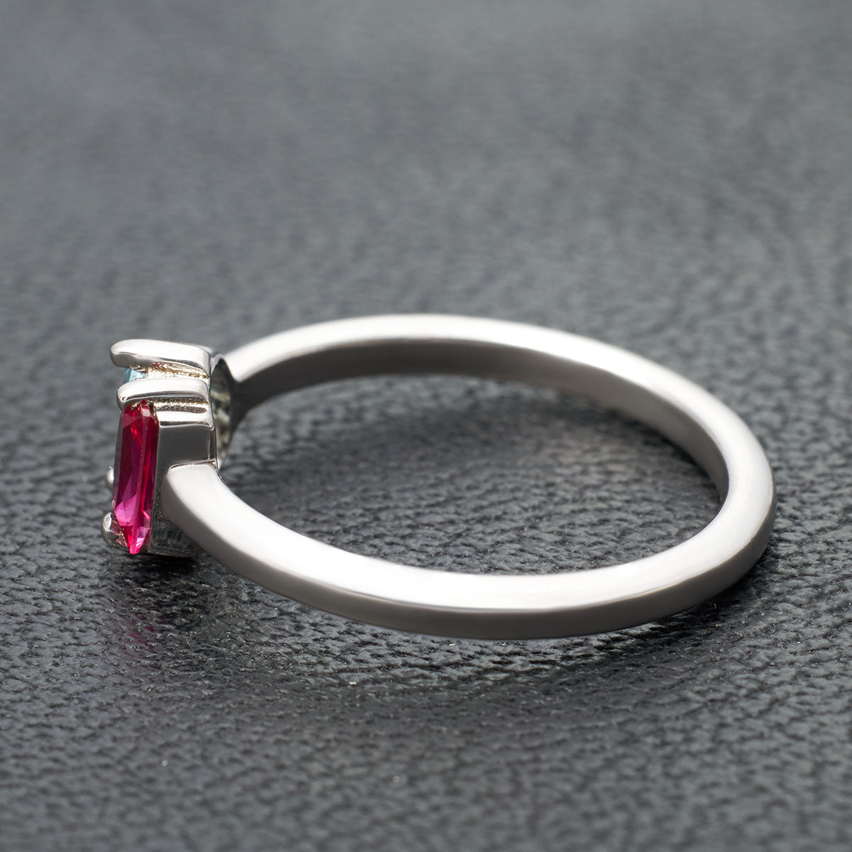 Toi Et Moi Engagement Rings