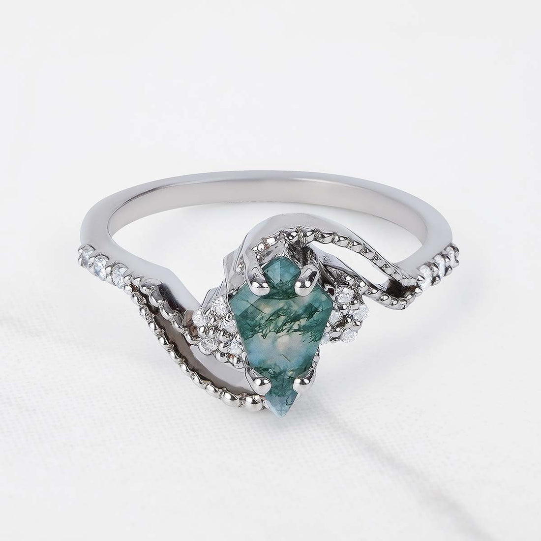 Kite Cut Moss Agate Engagement Ring Art Deco Vintage Jewelry