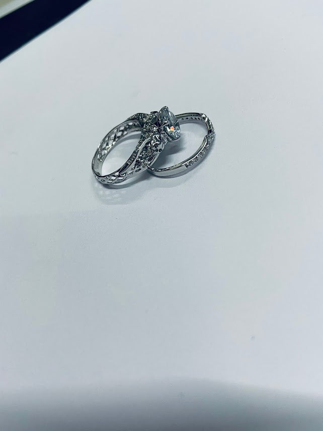 MESH SKULL ENGAGEMENT RING SET