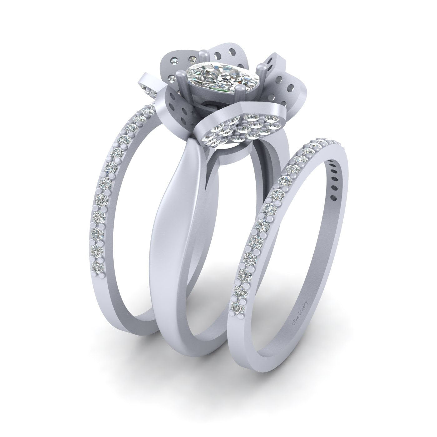 CUSHION DIAMOND ENGAGEMENT RING SET