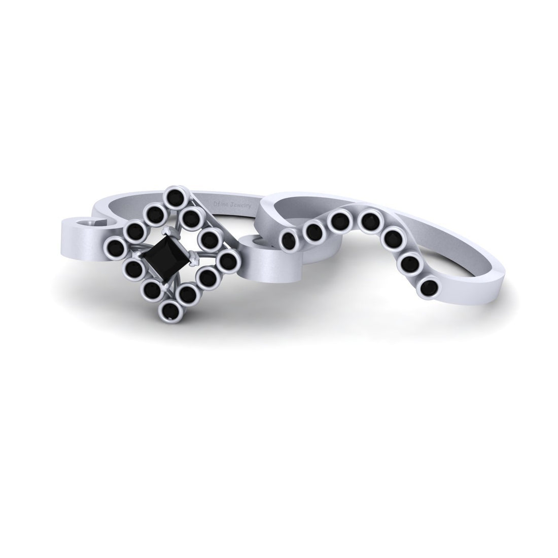 WHITE GOLD ENGAGEMENT RING SET
