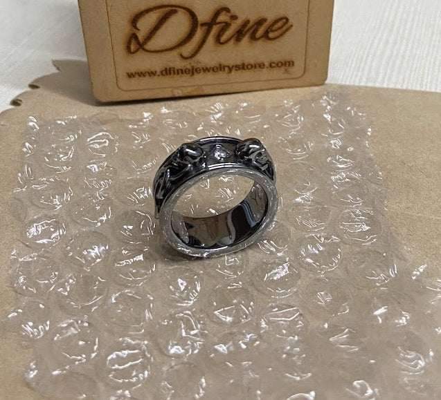 GOTHIC SKULL WEDDING BAND