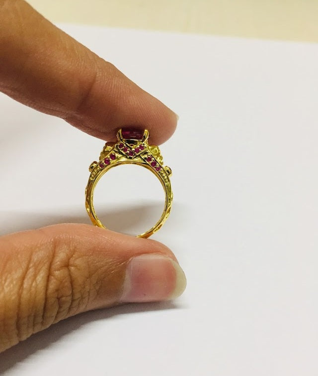 RUBY SKULL WEDDING RING
