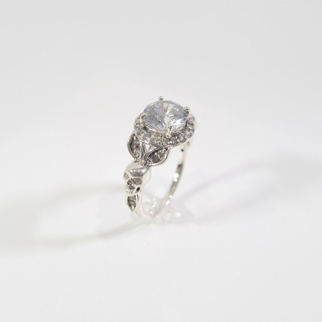 1.65TCW Diamond Skull Ring Halo Leaf Gothic Engagement Ring