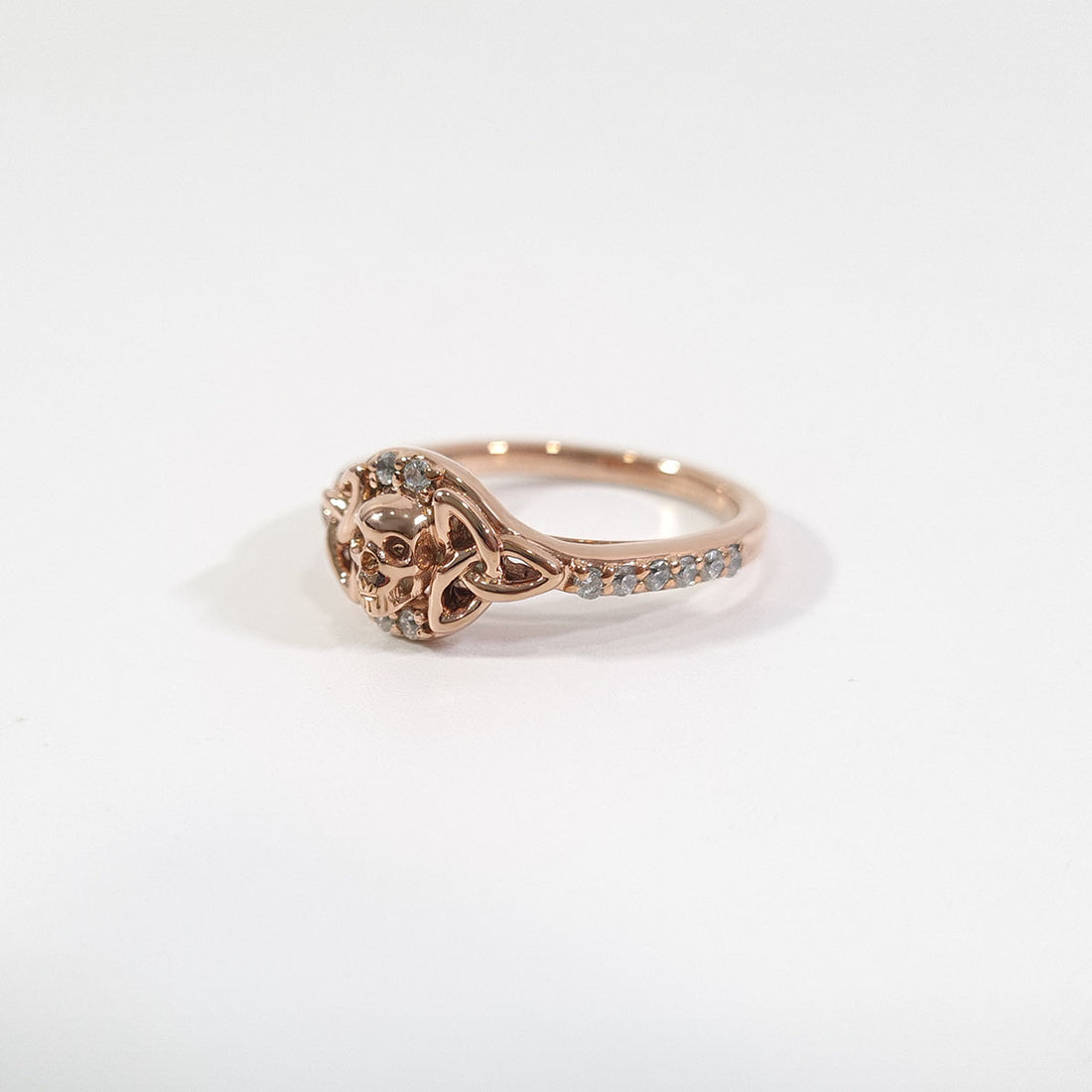 DIAMOND TRINITY SKULL RING