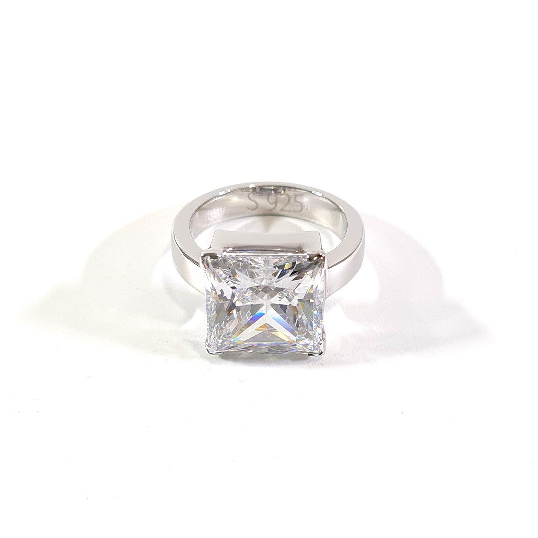 SOLITAIRE DIAMOND PROPOSAL RING