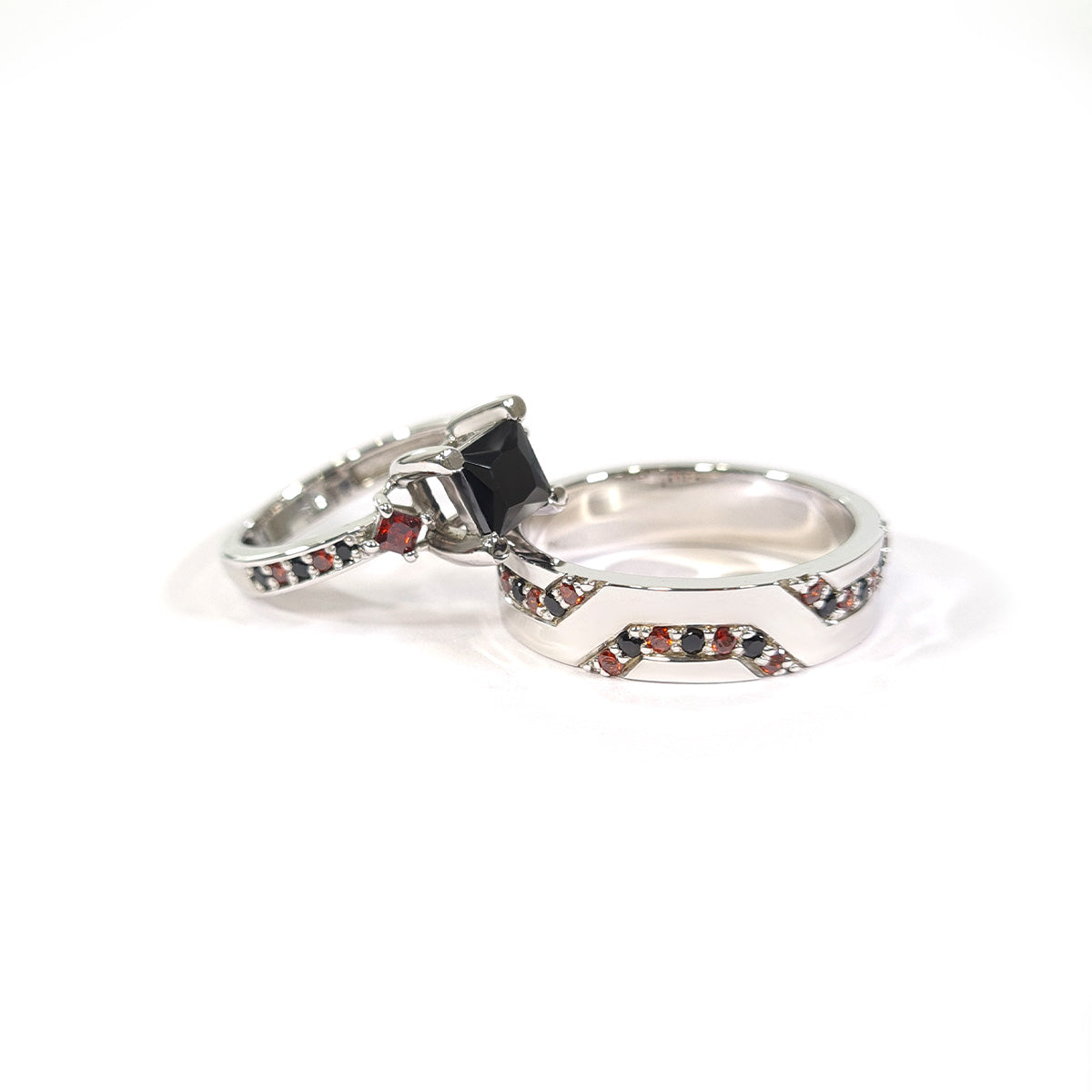 His and Her Wedding Ring Set