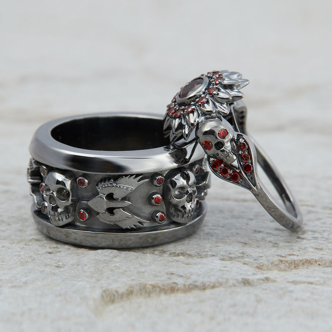 Flower Skull Wedding Ring Set