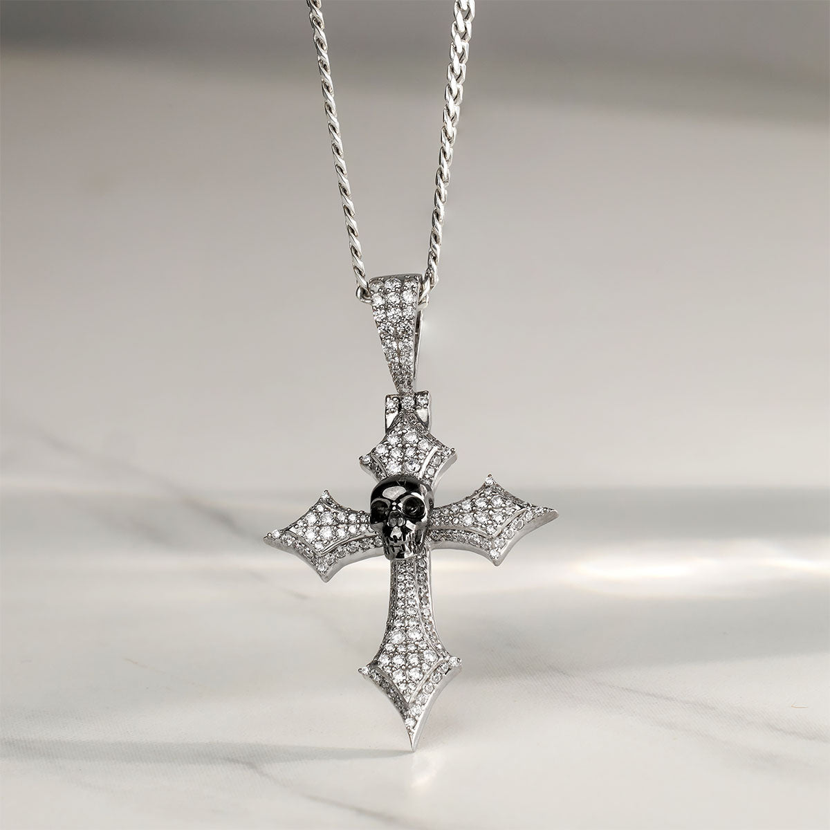 Iced Out Skull Cross Pendant Necklace With Chain Halloween Gothic Hip Hop Jewelry