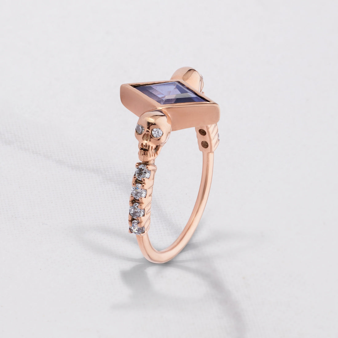 Blue Titanic Gemstone Skull Ring Set Gothic Engagement Wedding Ring Rose Gold Kite Cut
