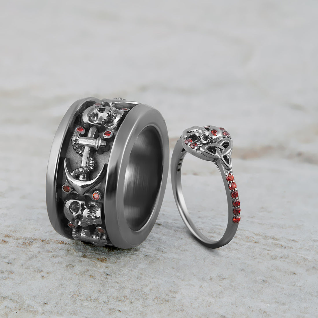 His and Her Skull Couple Rings Set