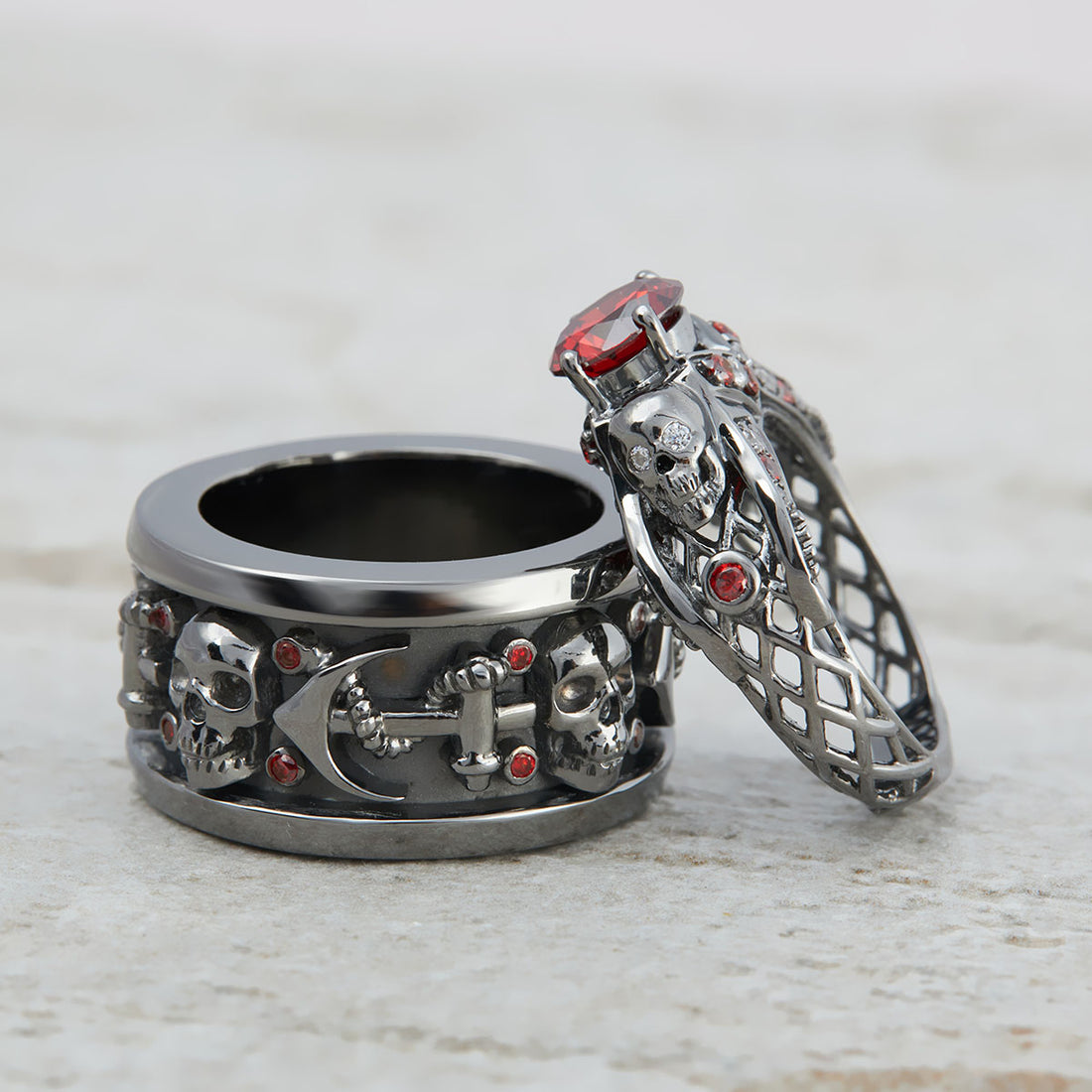 MESH SKULL WEDDING RING SET