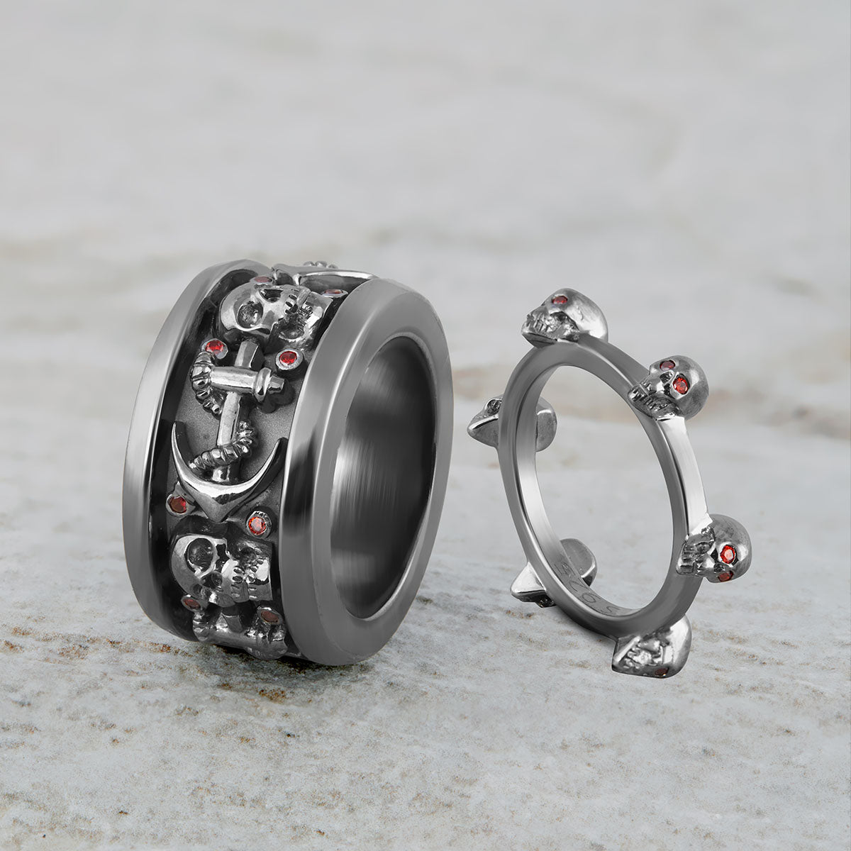 GARNET SKULL COUPLE RINGS