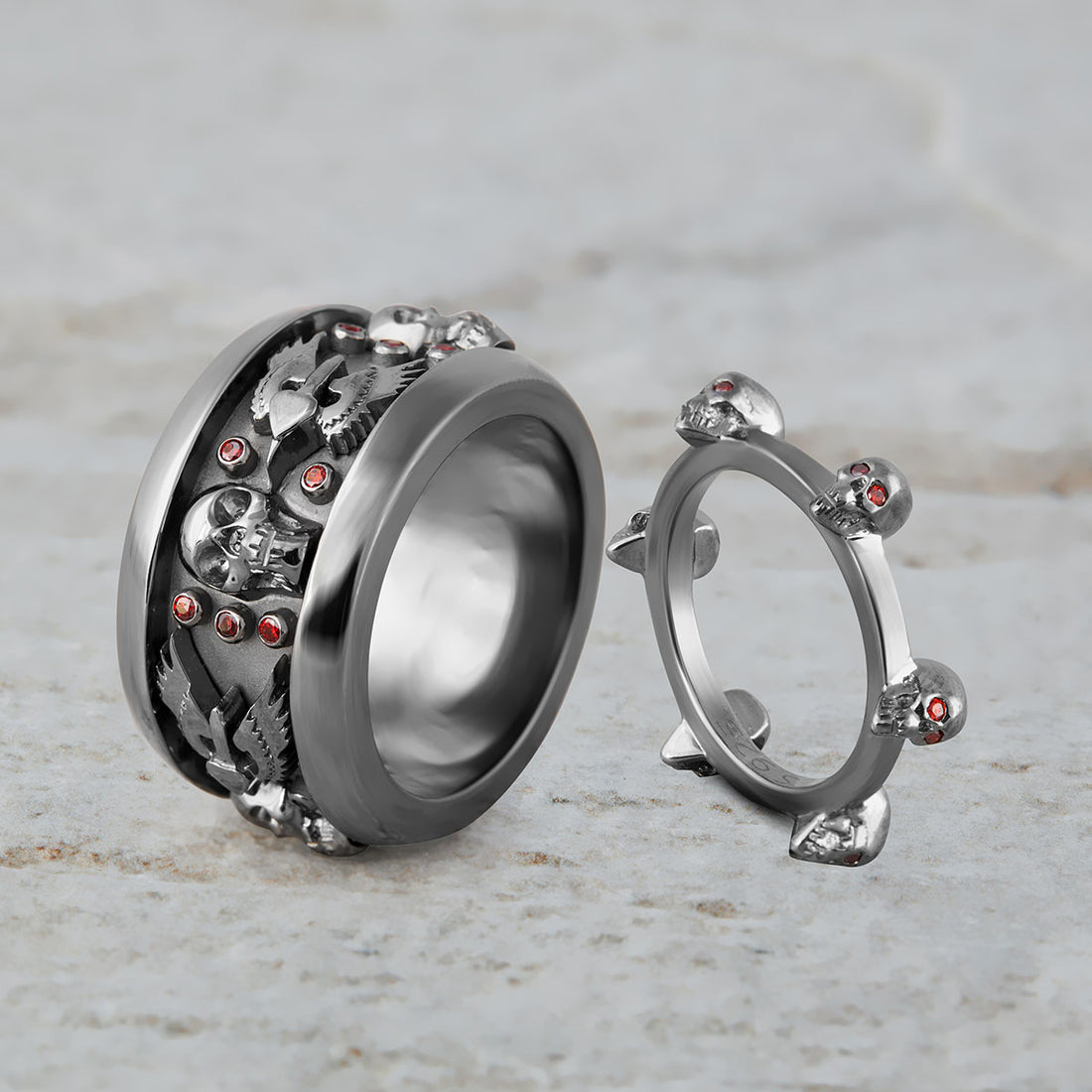 0.30TCW GARNET SKULL COUPLE RINGS