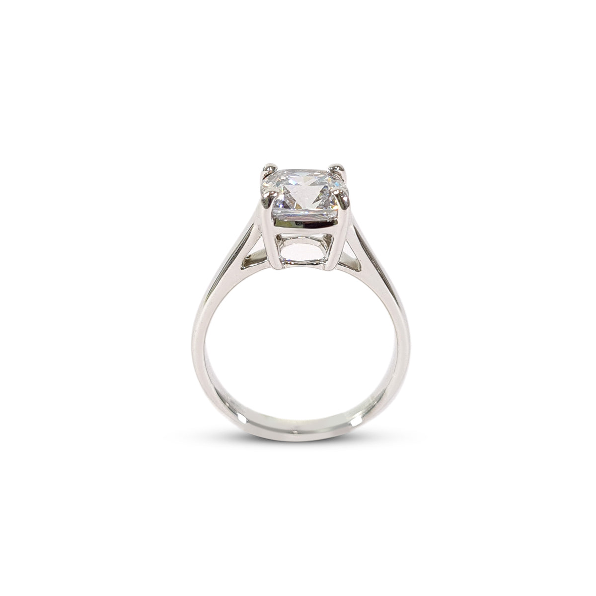 CUSHION CUT DIAMOND RING