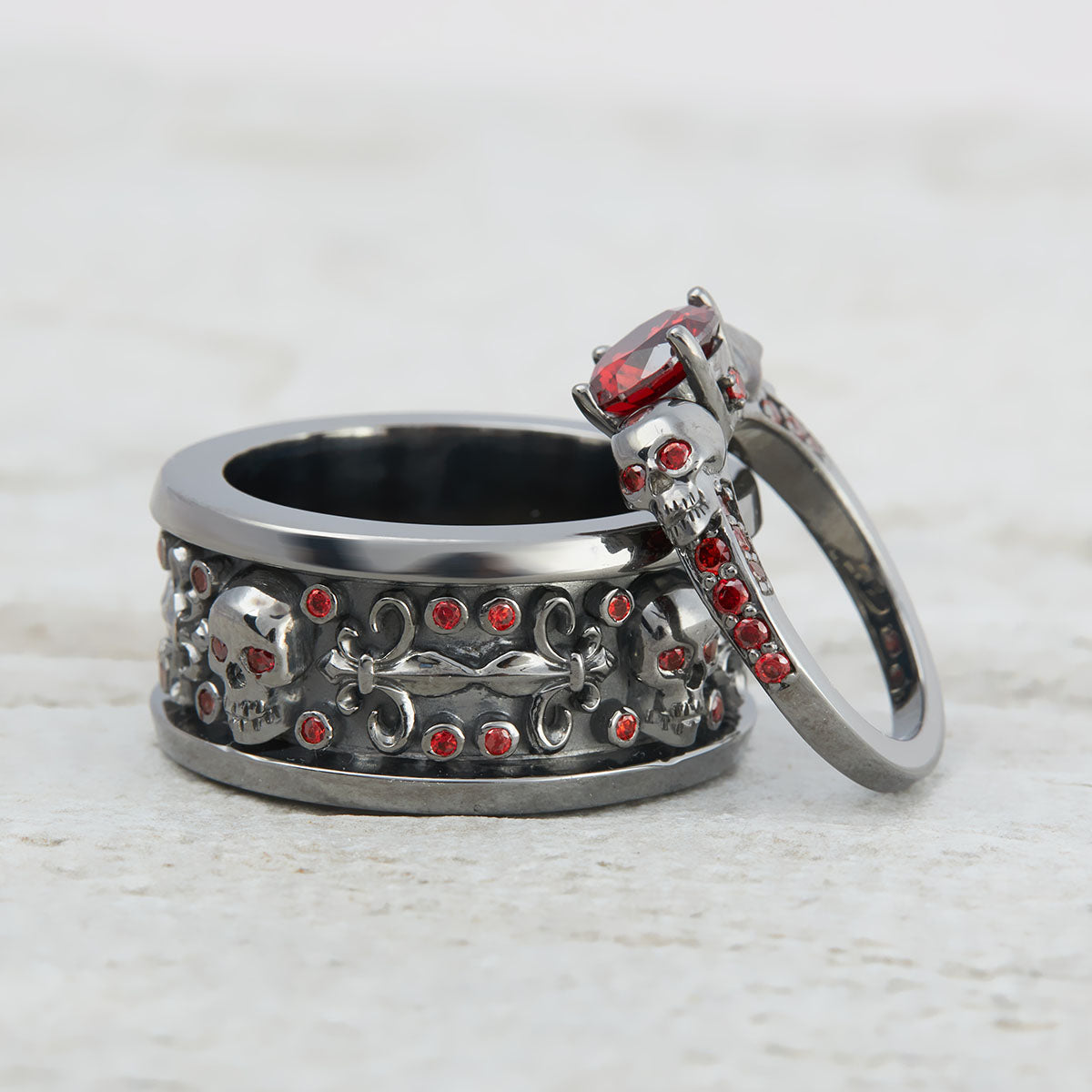 MATCHING SKULL COUPLE RINGS