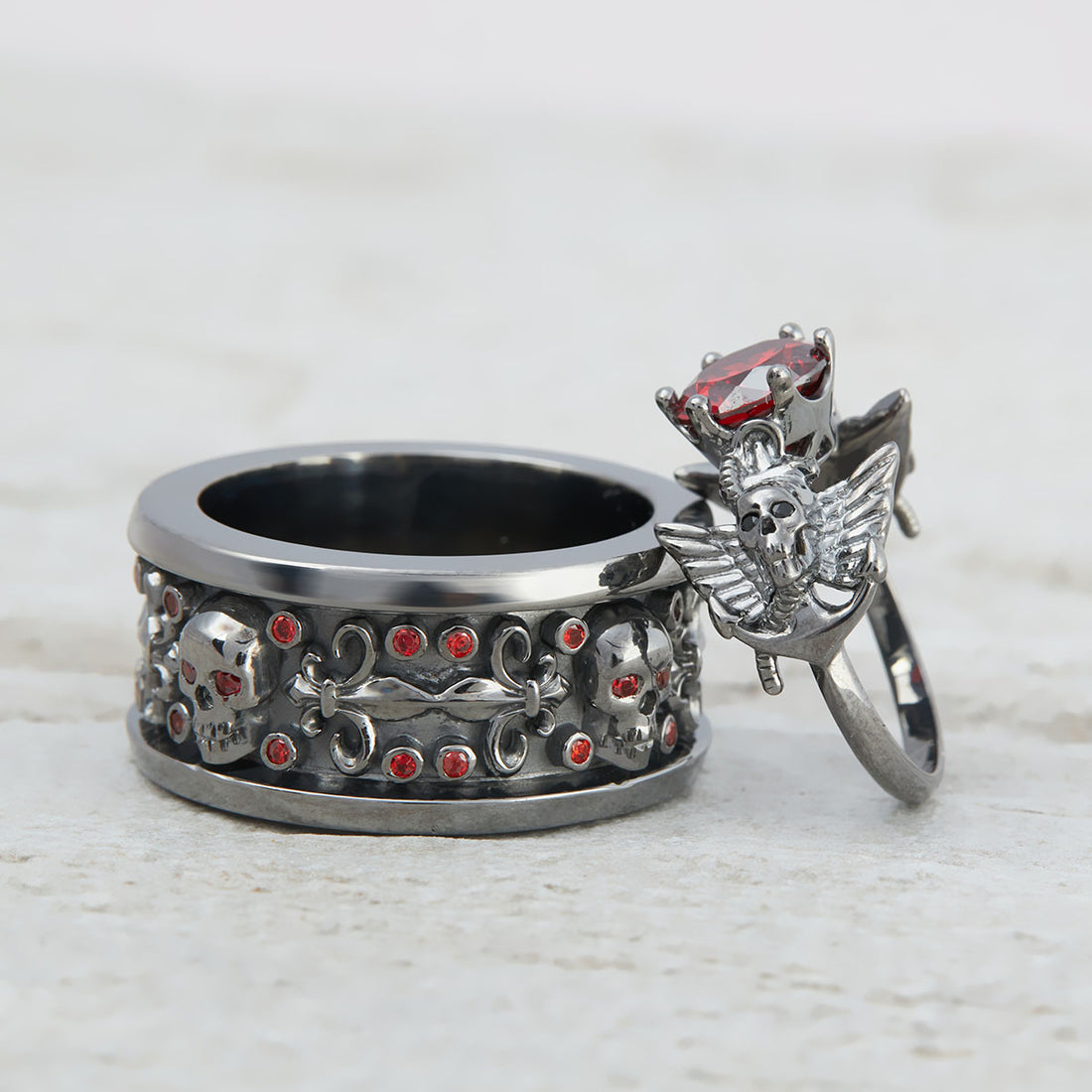 Gothic Wedding Ring Set Couple