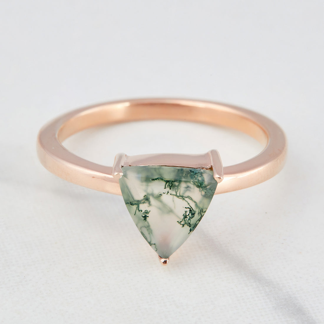 Women's Engagement Ring