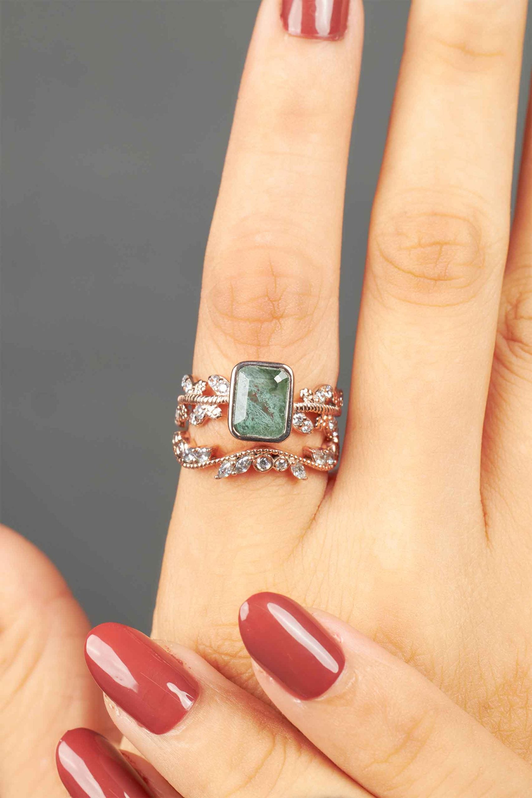 Natural Moss Agate and Moissanite Vintage Engagement Ring Set
