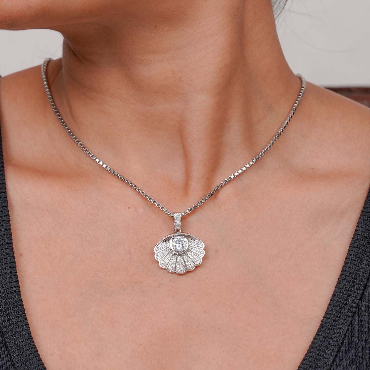 Scallop Seashell Pendant Necklace Crafted in 925 Sterling Silver with AAA Cubic Zirconia or Moissanite Diamonds, Tropical Hawaiian Ocean Beach Jewelry