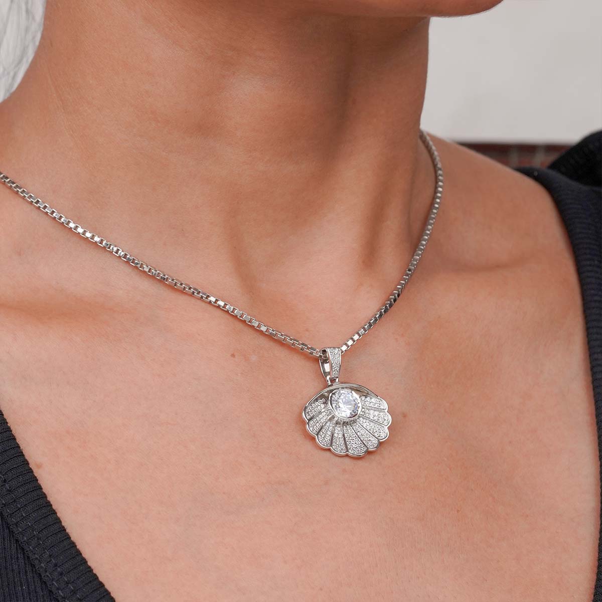 Scallop Seashell Pendant Necklace Crafted in 925 Sterling Silver with AAA Cubic Zirconia or Moissanite Diamonds, Tropical Hawaiian Ocean Beach Jewelry