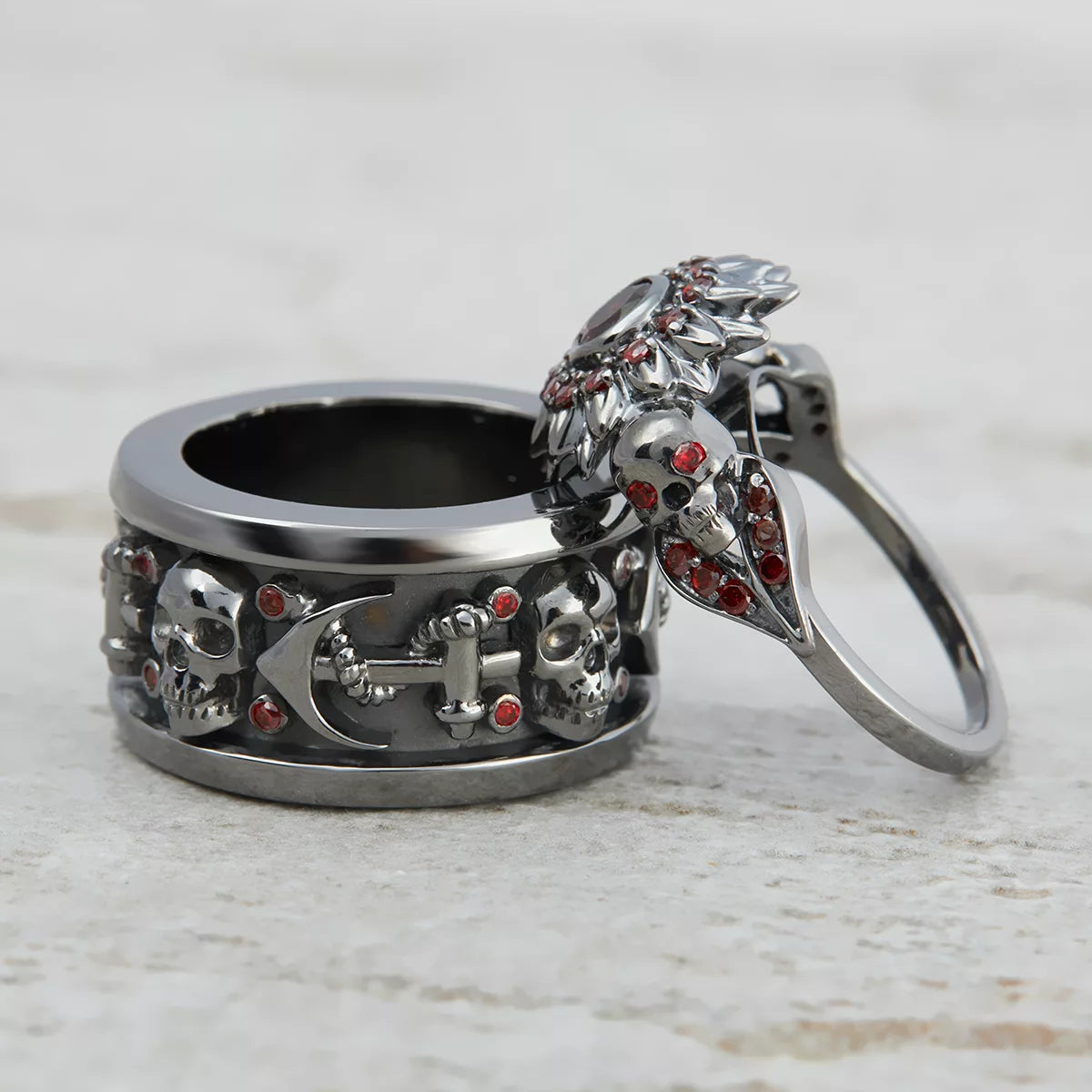 Skull Engagement Rings for Couple Anchor Wedding Band Set